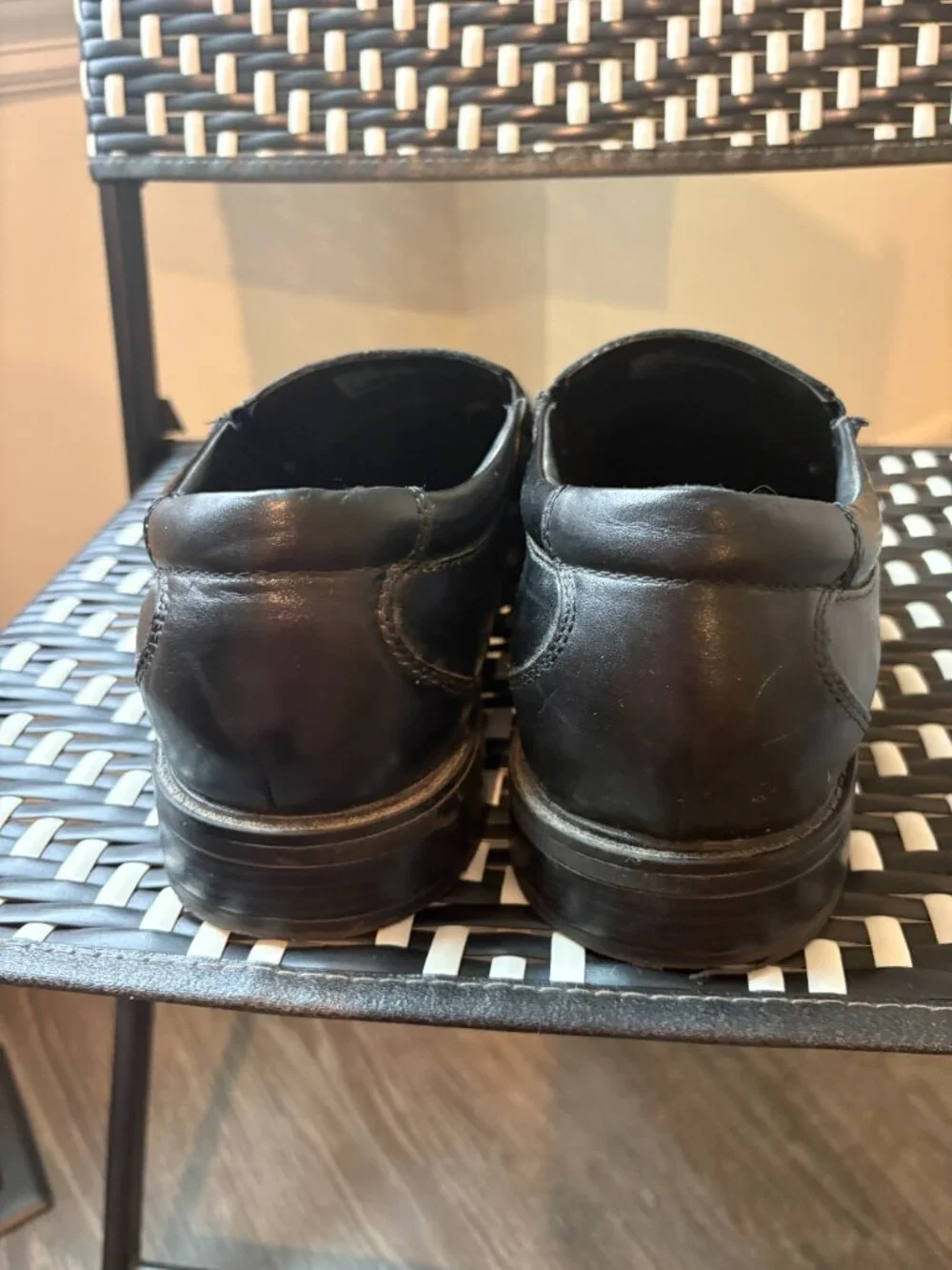 Dockers Men's Black Leather Slip-On Dress Loafers Size 13M Business Casual Shoes